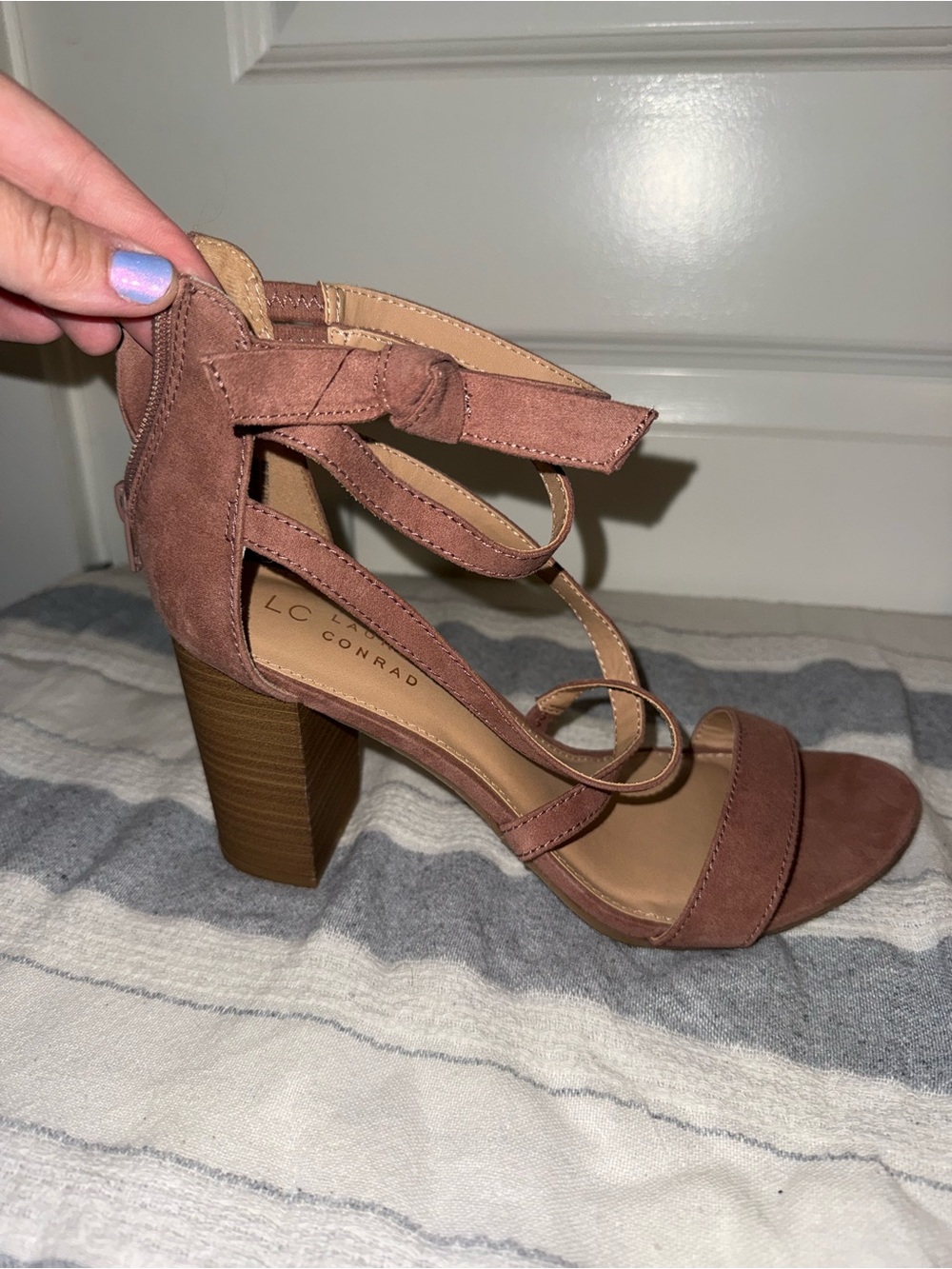 LC Lauren Conrad Dusty Rose Suede Strappy Block Heels